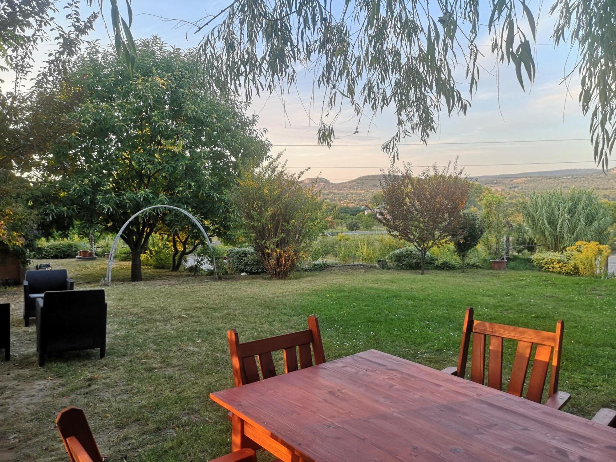 Pilisi Lovas Major, Dorog Bed & Breakfast Exterior photo
